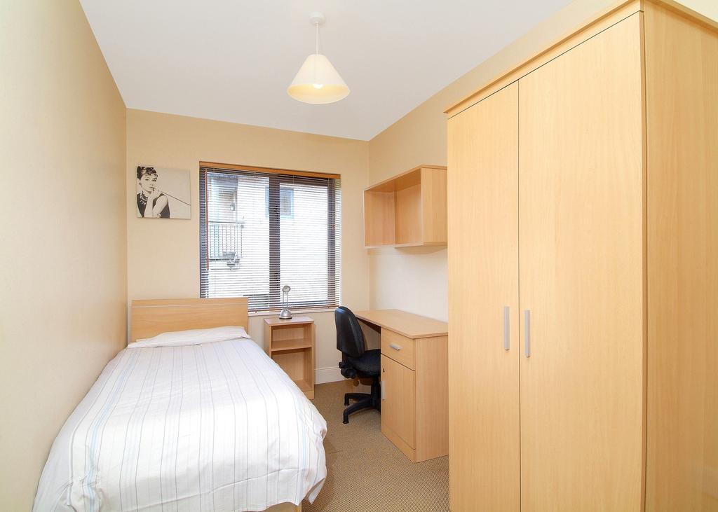 Ballyraine Self Catering ليتيركيني الغرفة الصورة