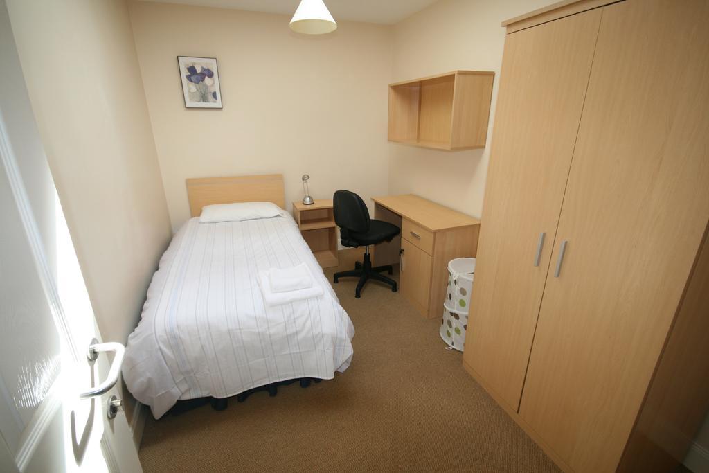Ballyraine Self Catering ليتيركيني الغرفة الصورة