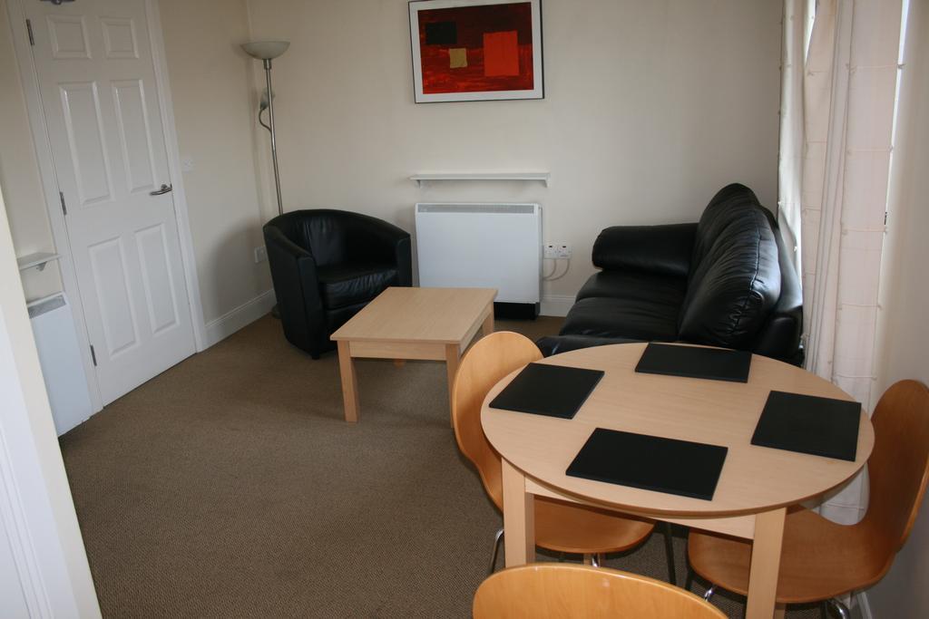 Ballyraine Self Catering ليتيركيني الغرفة الصورة